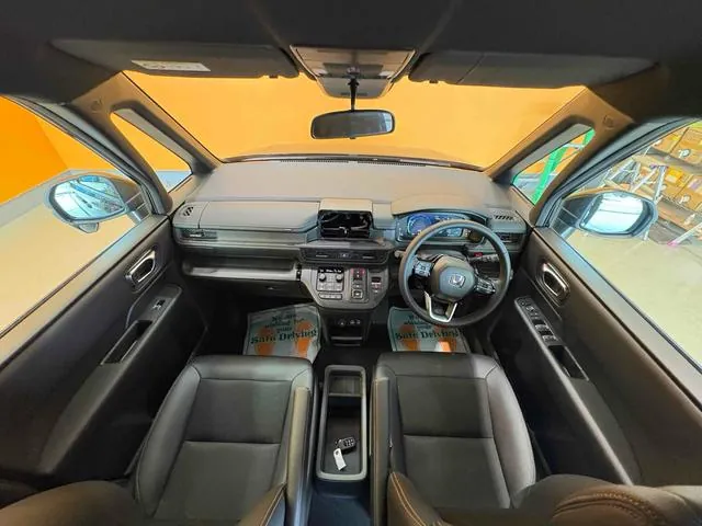 Honda Stepwagon 2026 photo 2