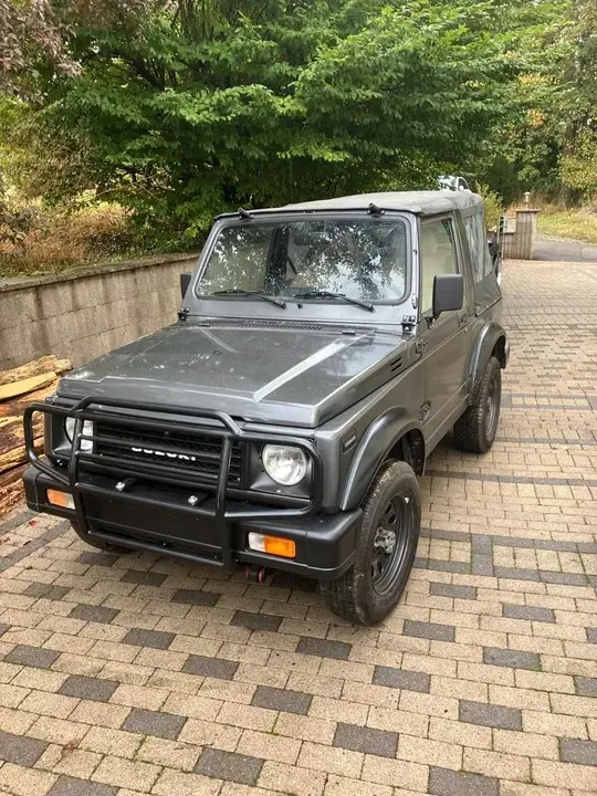 Suzuki Samurai