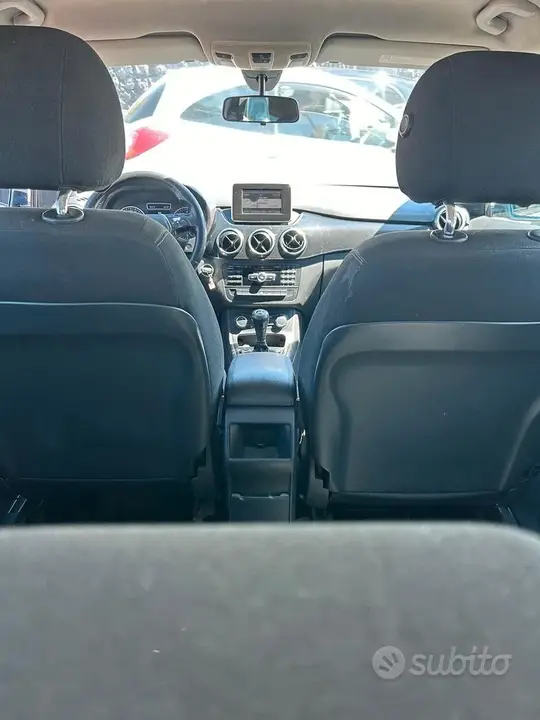 Mercedes-Benz B-Class 2013 photo 4