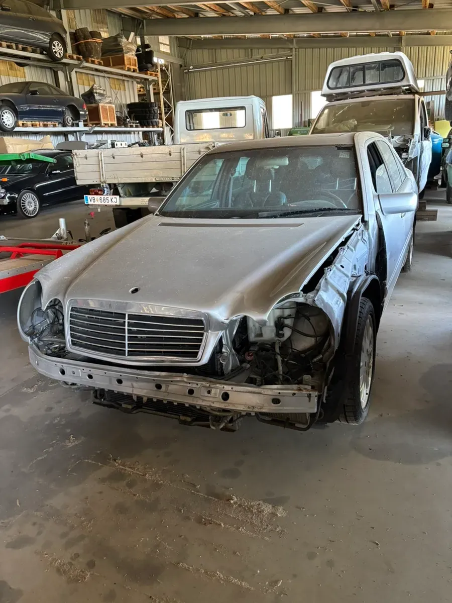 Mercedes-Benz Eklasse