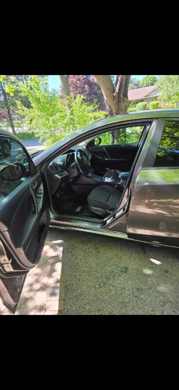 Mazda 3 2012 photo 2