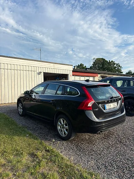 Volvo V60 2014 photo 4