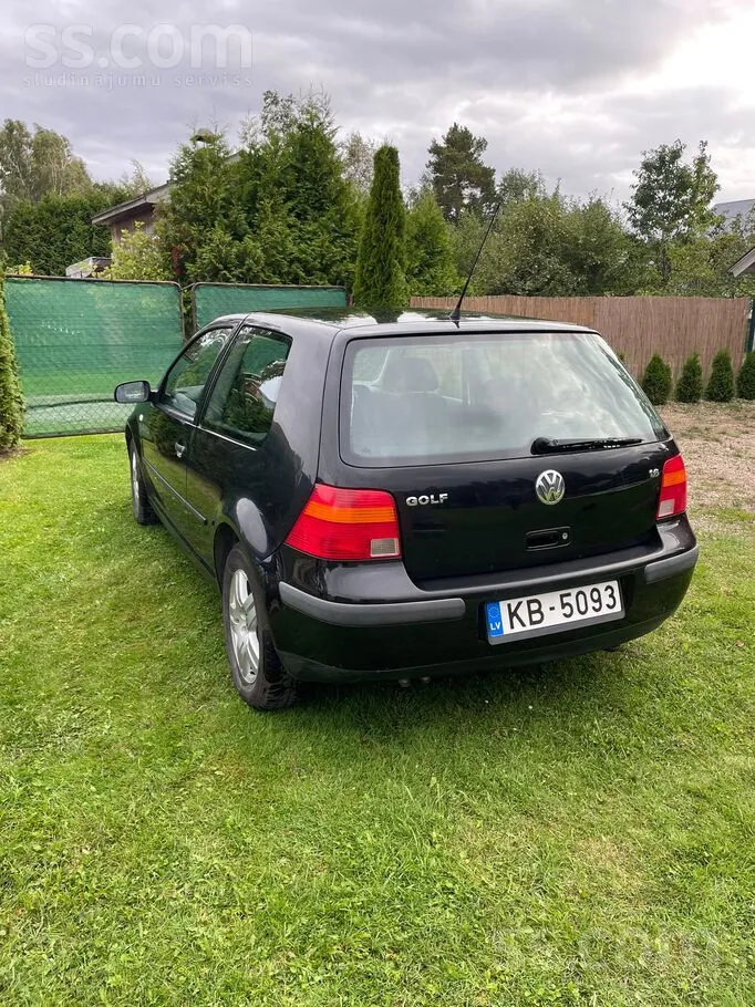 Volkswagen Golf 1999 photo 3