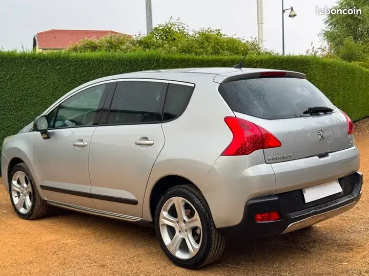Peugeot 3008 2011 photo 4