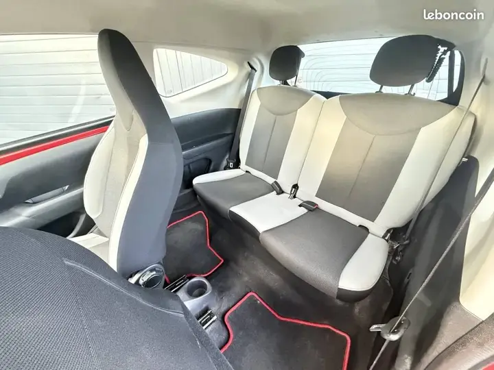 Toyota Aygo 2015 photo 5