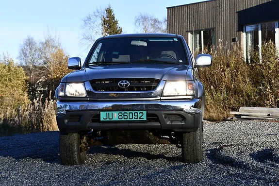 Toyota Hilux 2003 photo 4