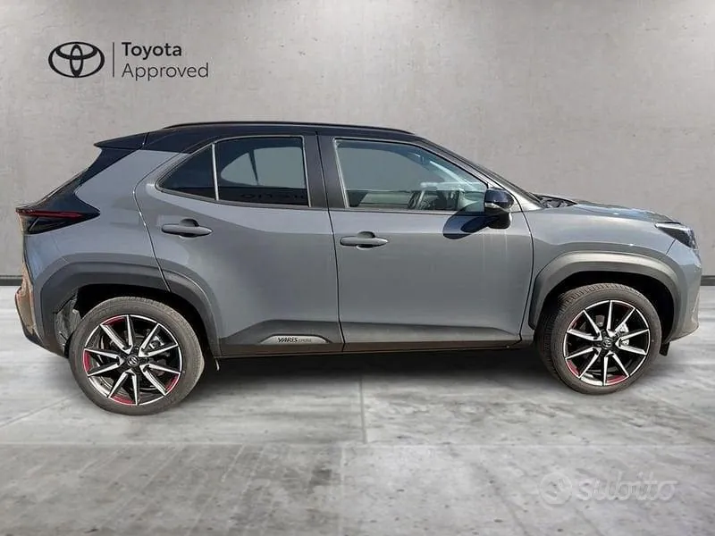 Toyota Yaris Cross 2025 photo 4