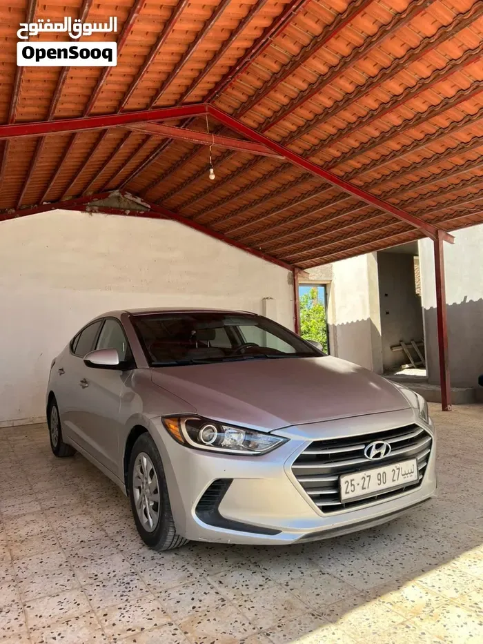 Hyundai Elantra 2017 photo 3
