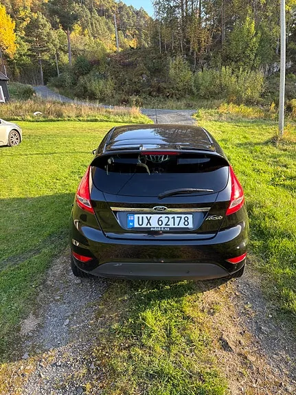 Ford Fiesta 2012 photo 3