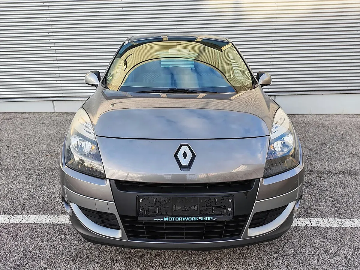 Renault Scenic 2011 photo 2