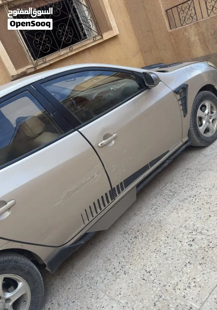 Hyundai Elantra 2009 photo 3