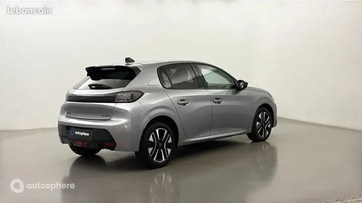 Peugeot 208 2025 photo 5