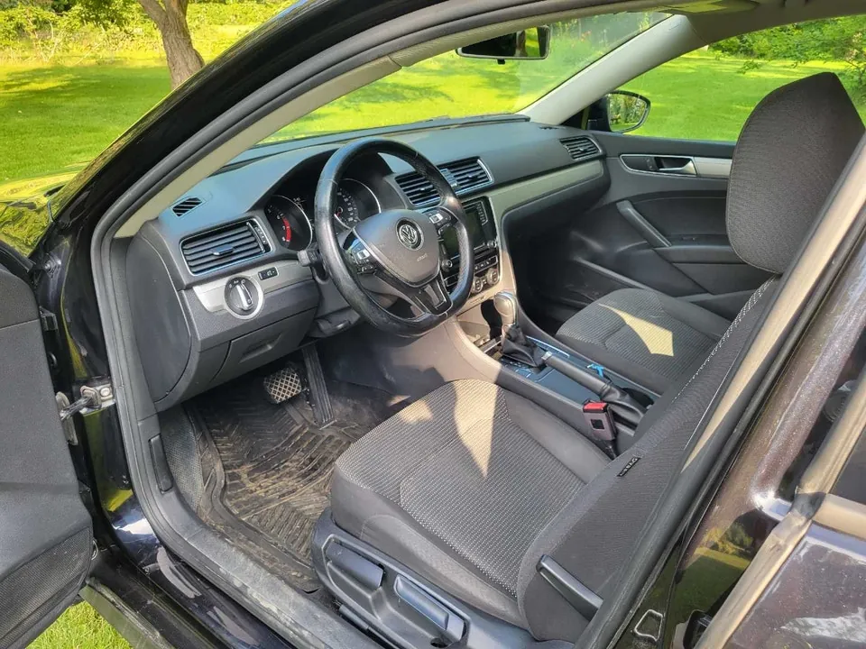 Volkswagen Passat 2018 photo 5