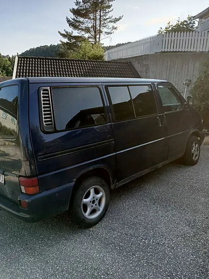 Volkswagen Caravelle 1999 photo 2