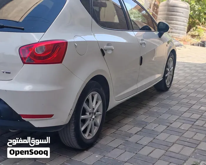 Seat Ibiza 2017 photo 3