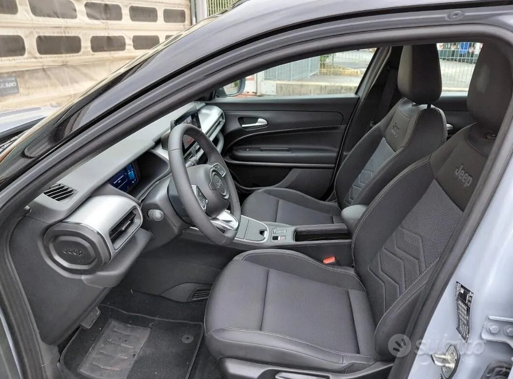 Jeep Avenger 2025 photo 5