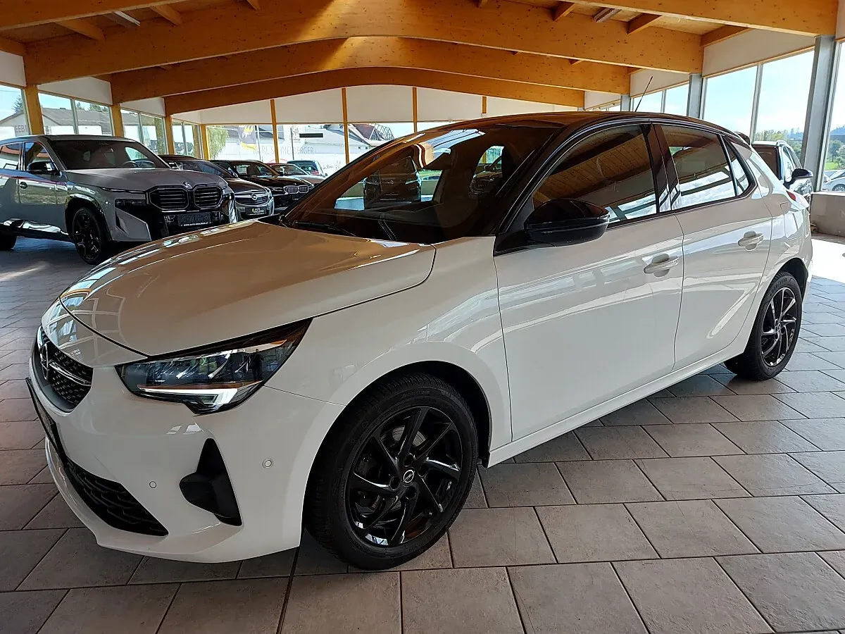 Opel Corsa 2023 photo 2