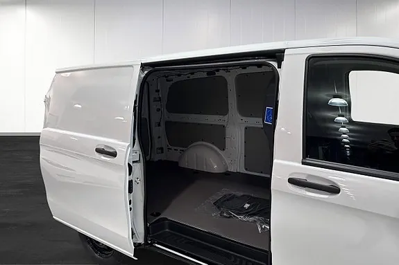 Mercedes-Benz Vito 114 2026 photo 5