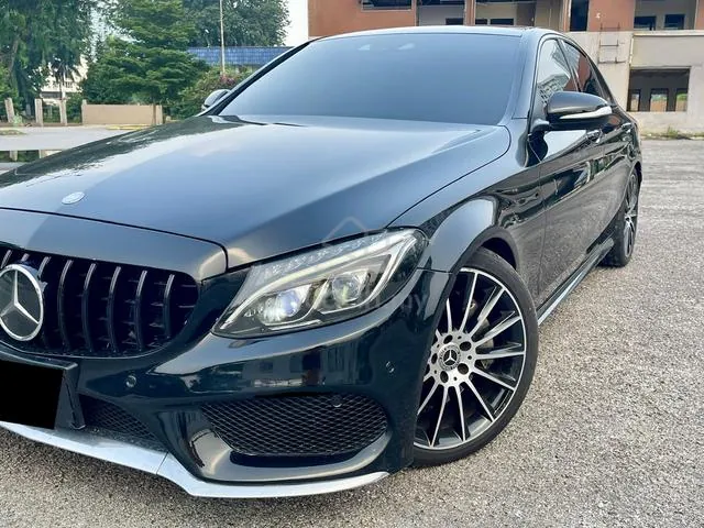Mercedes-Benz C250