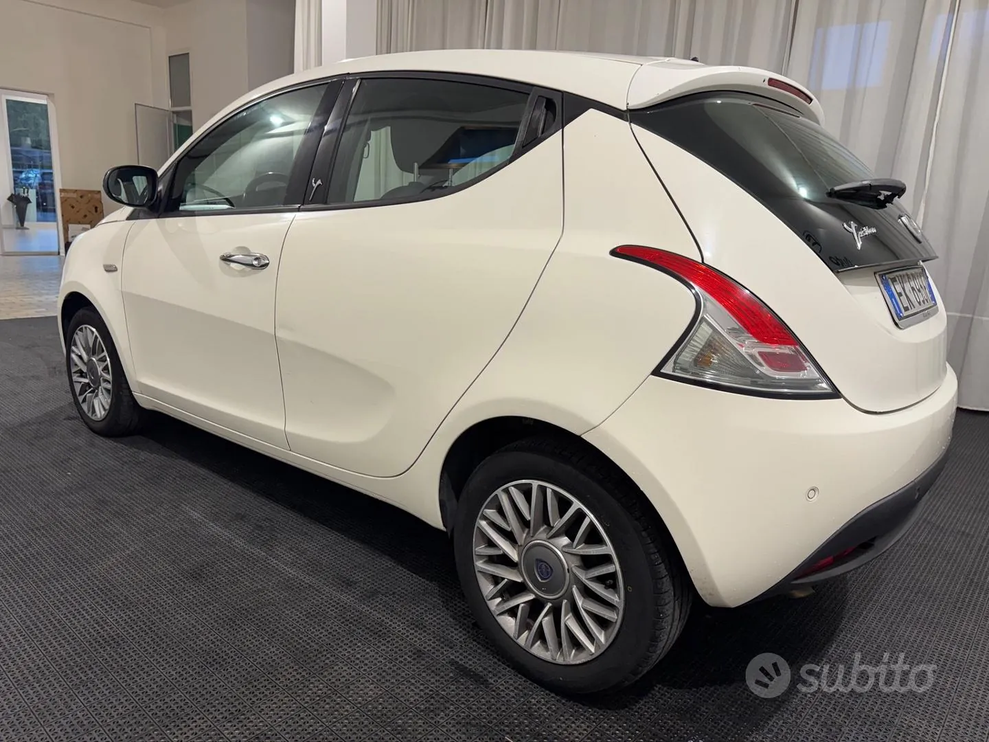 Lancia Ypsilon 2011 photo 5