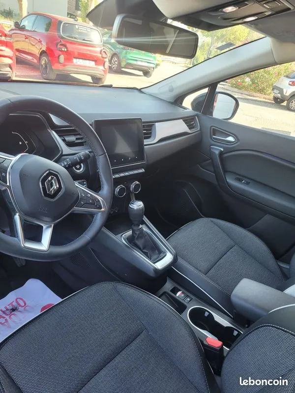 Renault Captur 2021 photo 3