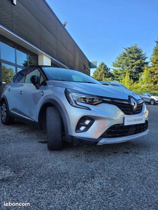 Renault Captur 2021 photo 2