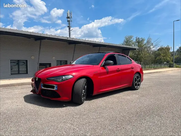 Alfa Romeo Giulia 2021 photo 5