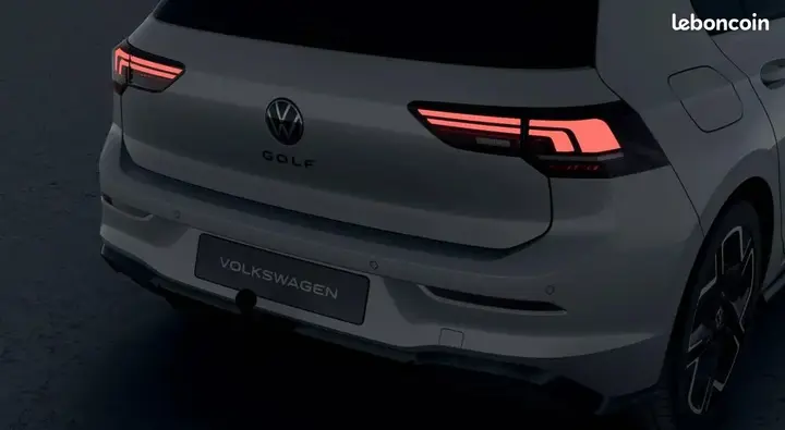 Volkswagen Golf 2026 photo 5