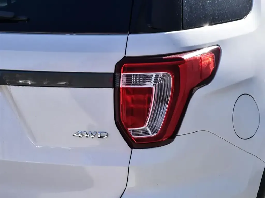 Ford Explorer 2019 photo 4