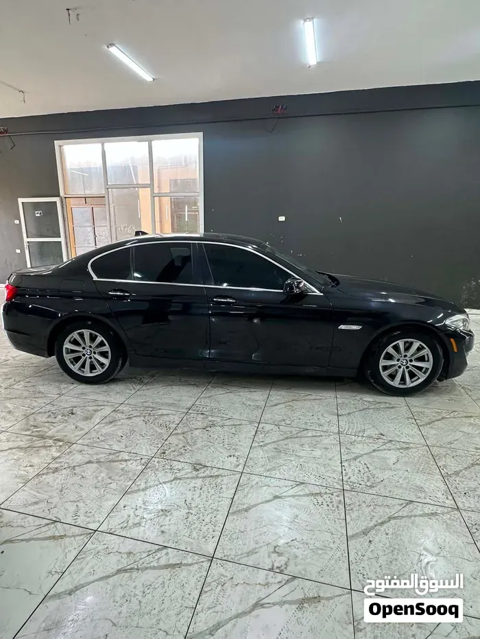 BMW 5 Series 2011 photo 4
