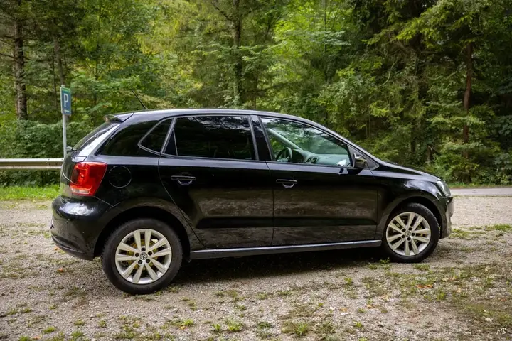 Volkswagen Polo 2010 photo 3