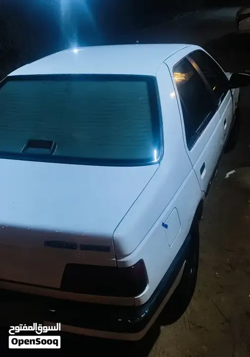 Peugeot 405 2012 photo 3