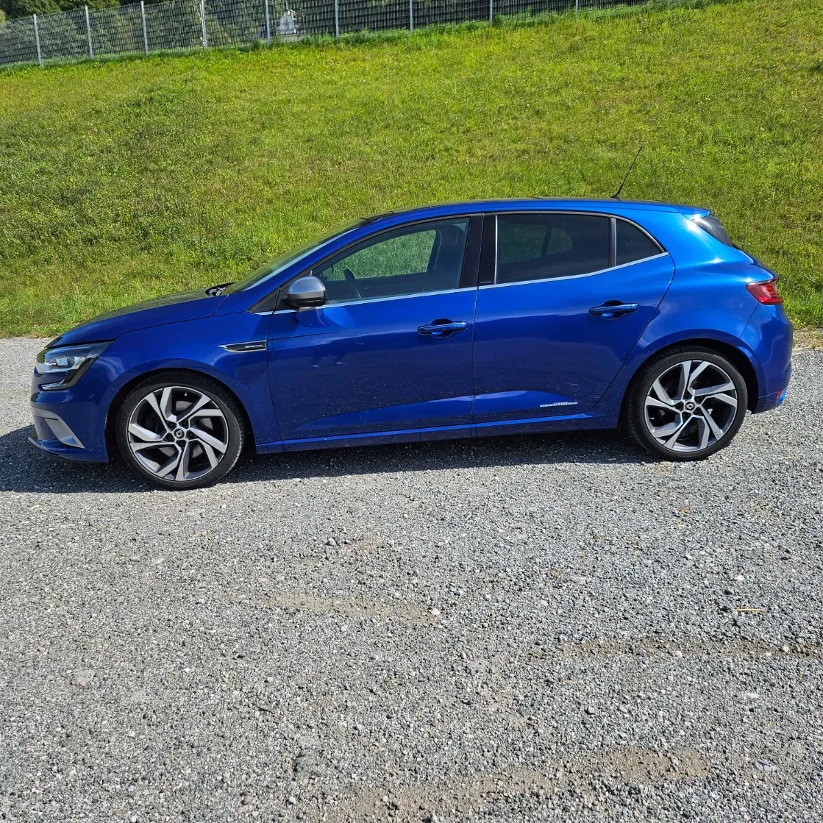 Renault Megane 2017 photo 3