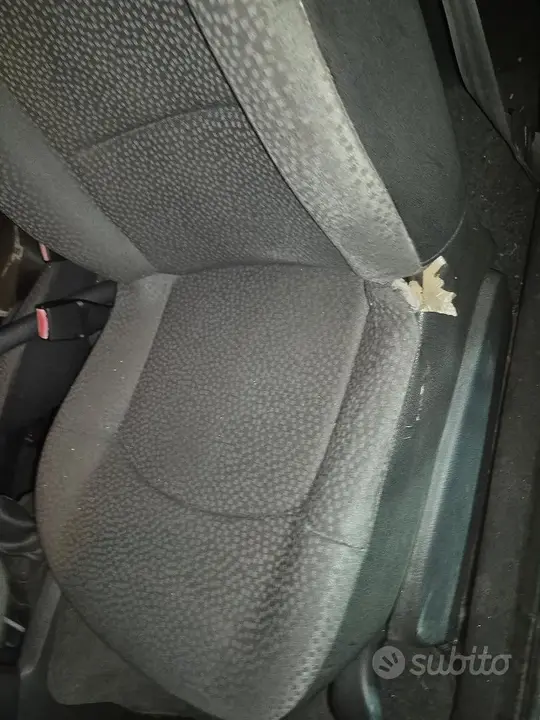 Renault Clio 2007 photo 5