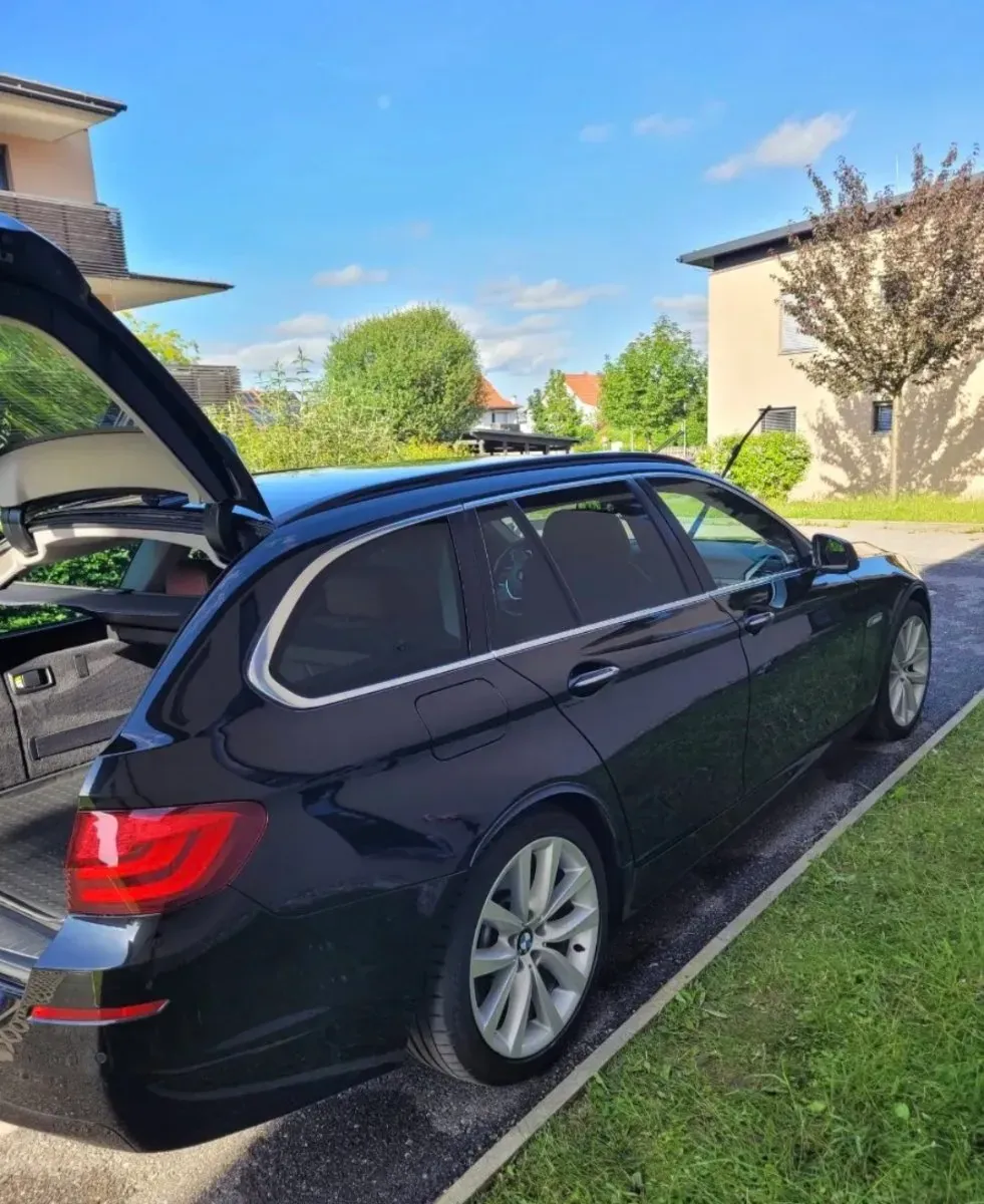 BMW 5 Series 2012 photo 3