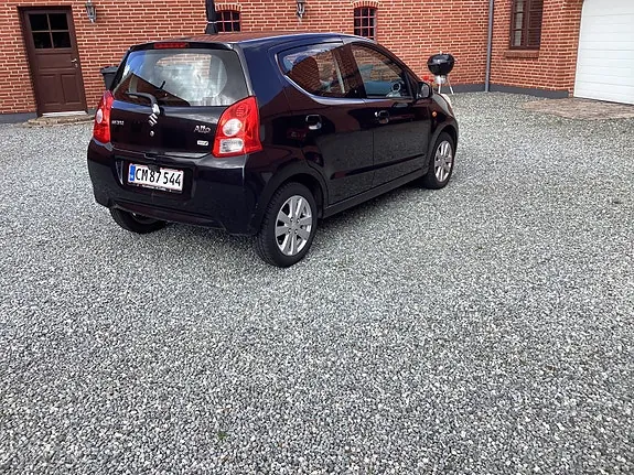 Suzuki Alto 2013 photo 2