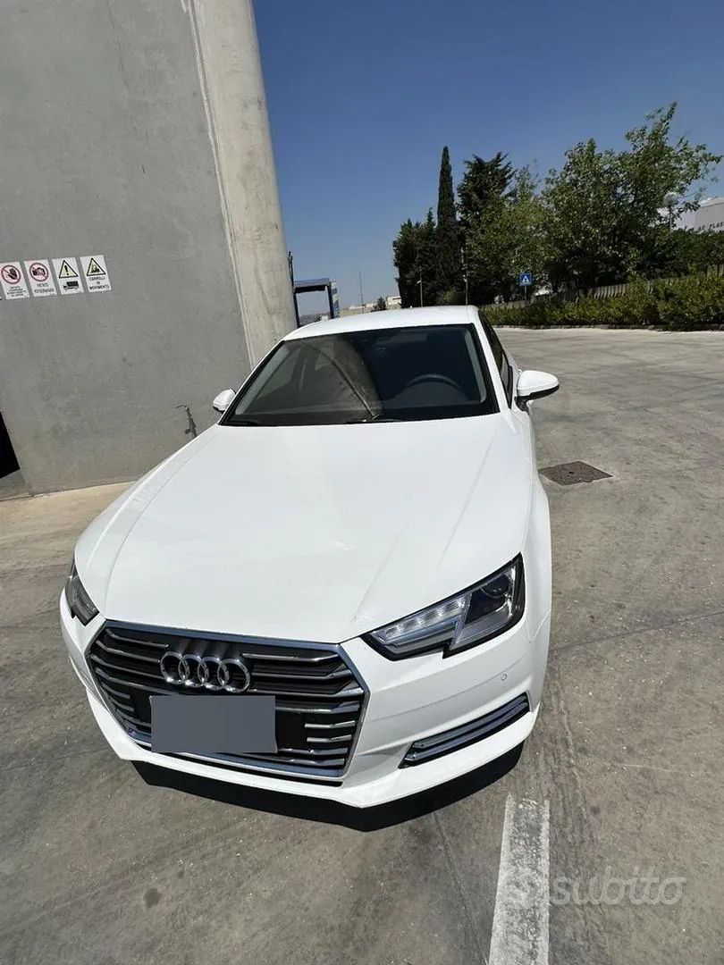 Audi A4 2018 photo 2