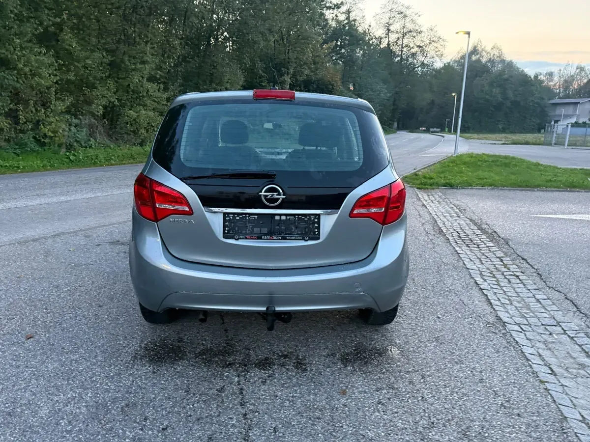 Opel Meriva 2010 photo 2