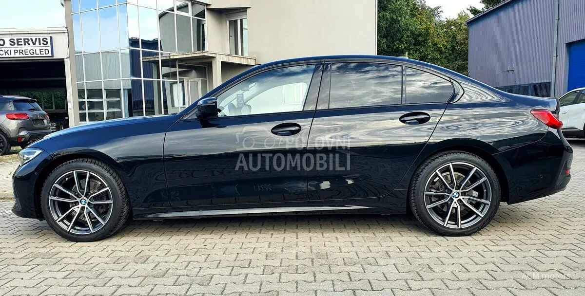 BMW 318 2021 photo 3