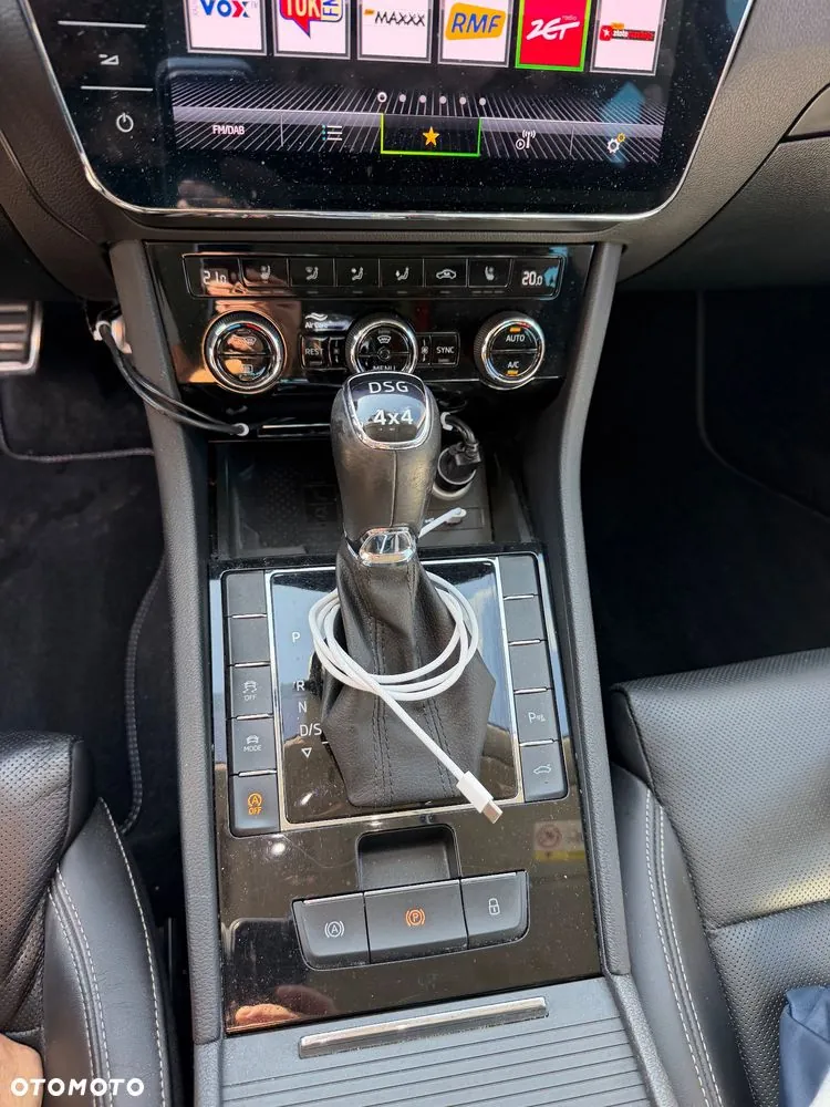 Skoda Superb 2020 photo 3