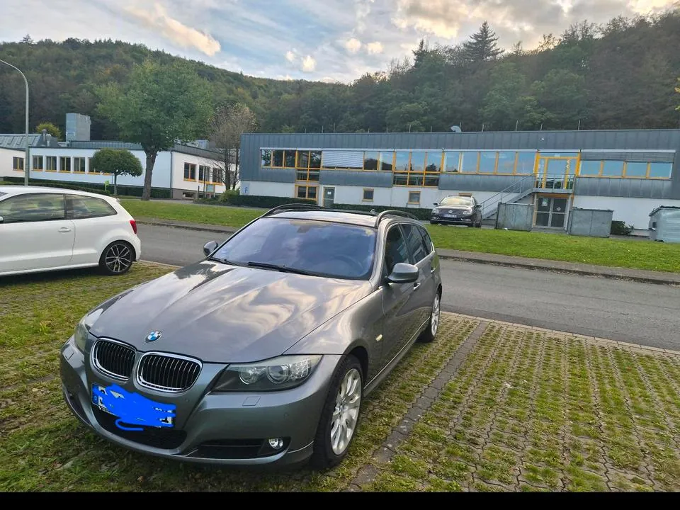 BMW 325I