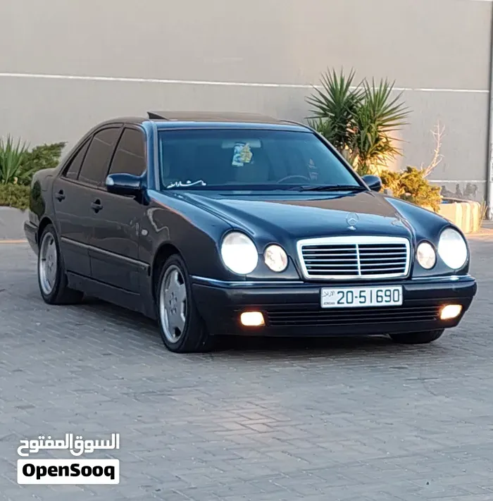 Mercedes-Benz E-Class 1999 photo 3