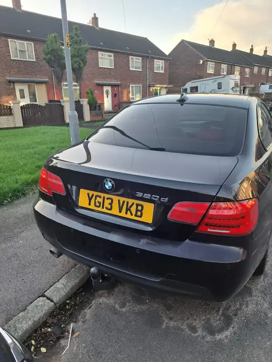 BMW 3 Series 2013 photo 2