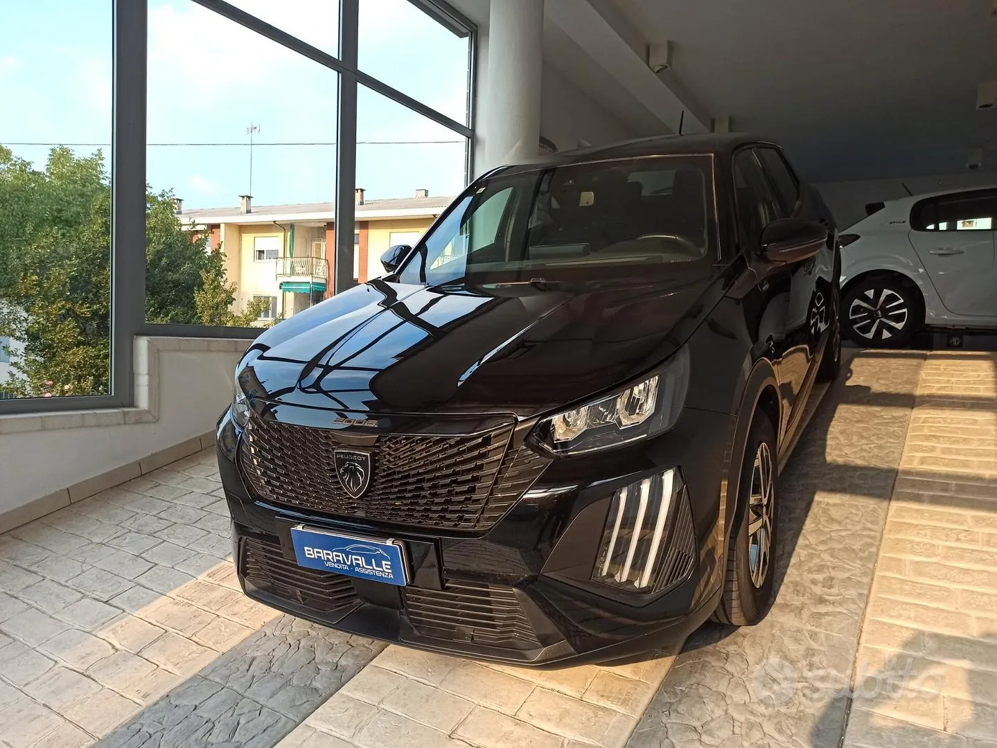 Peugeot 2008 2023 photo 3