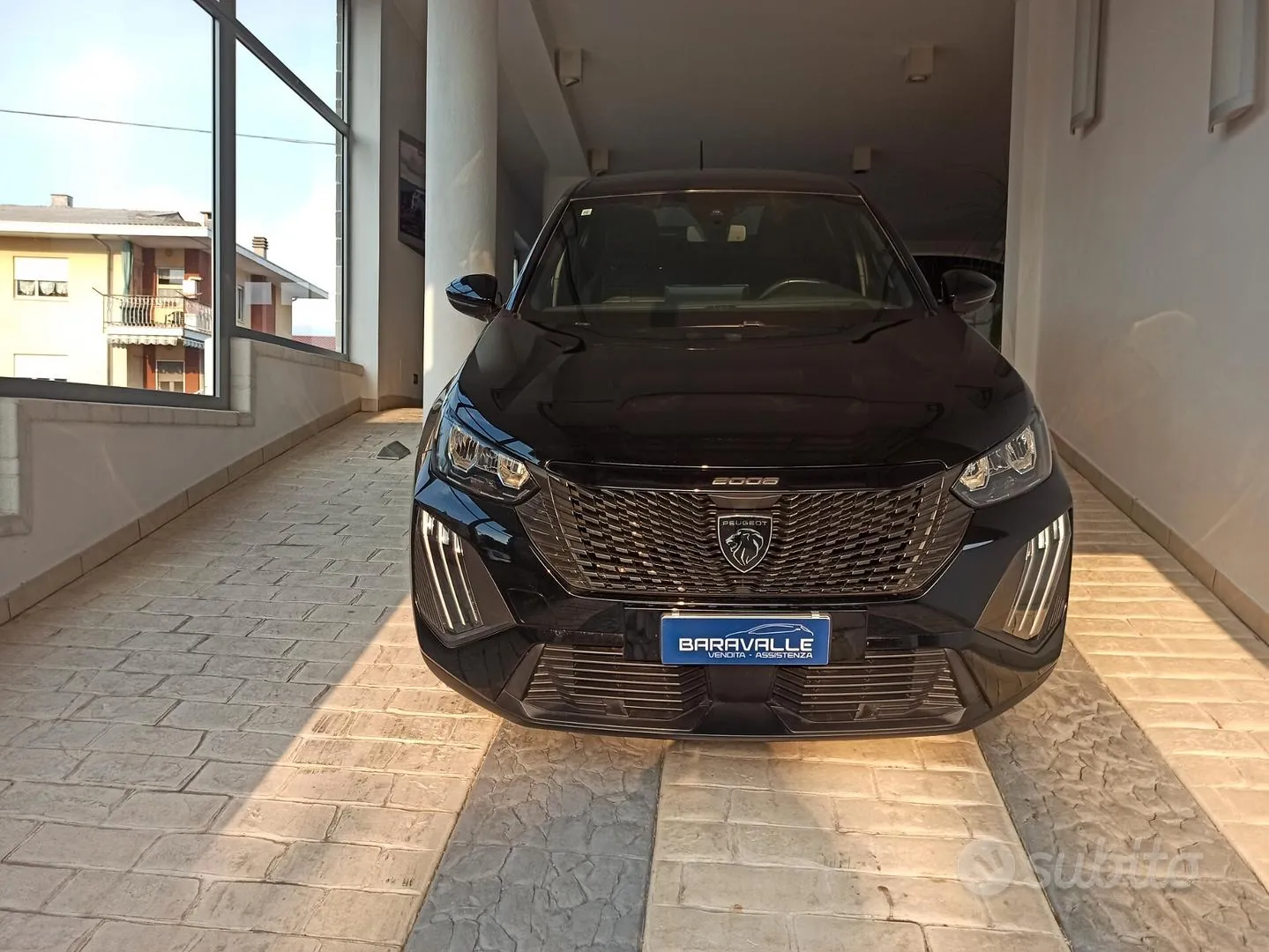 Peugeot 2008 2023 photo 2