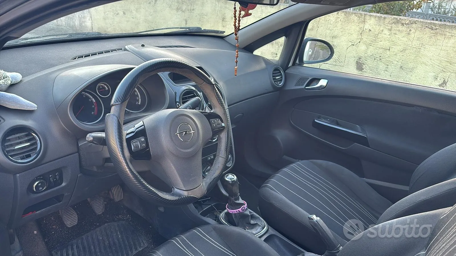 Opel Corsa 2010 photo 4