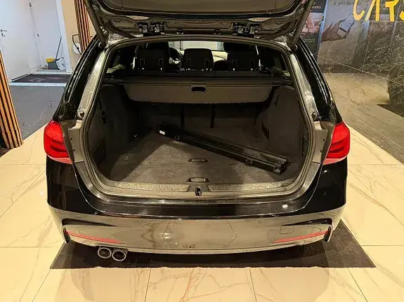 BMW 330I 2018 photo 5