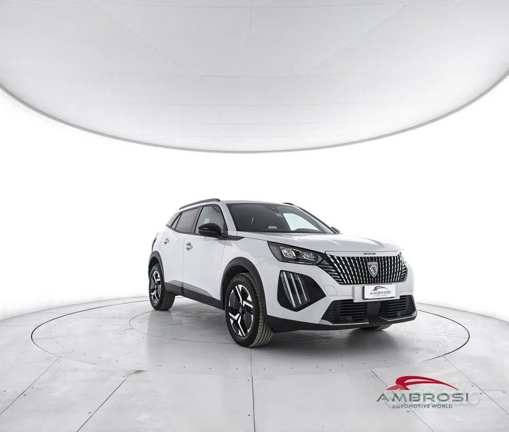 Peugeot 2008 2025 photo 2