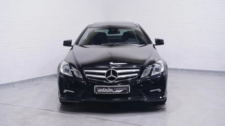 Mercedes-Benz E-Class 2012 photo 2