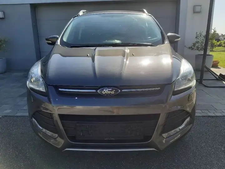 Ford Kuga 2015 photo 2